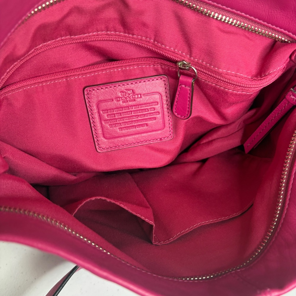 Coach Purse Crossbody F15064 Magenta Pink Leather Slouchy Zipper Bag - Picture 12 of 14